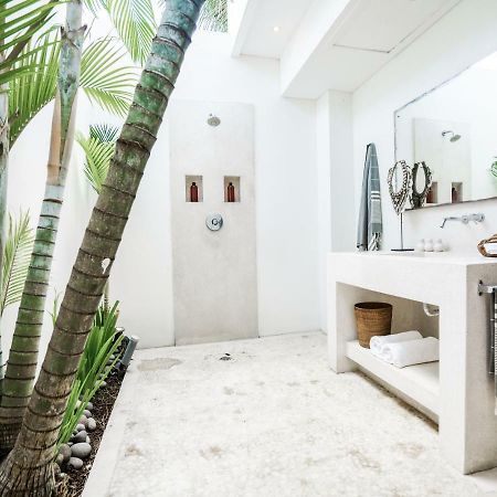 Pantai Hitam Villa Selemadeg エクステリア 写真